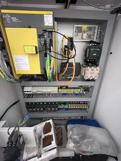 Вертикально-фрезерный обрабатывающий центр ЧПУ MLH1690, Rosnok, Китай