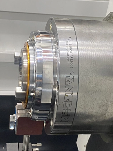 Горизонтально - фрезерный обрабатывающий центр ЧПУ YSHD-1000D, Yangsen, Китай
