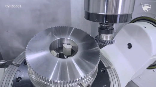 5-осевой фрезерный обрабатывающий центр ЧПУ DVF6500T, DOOSAN, Корея